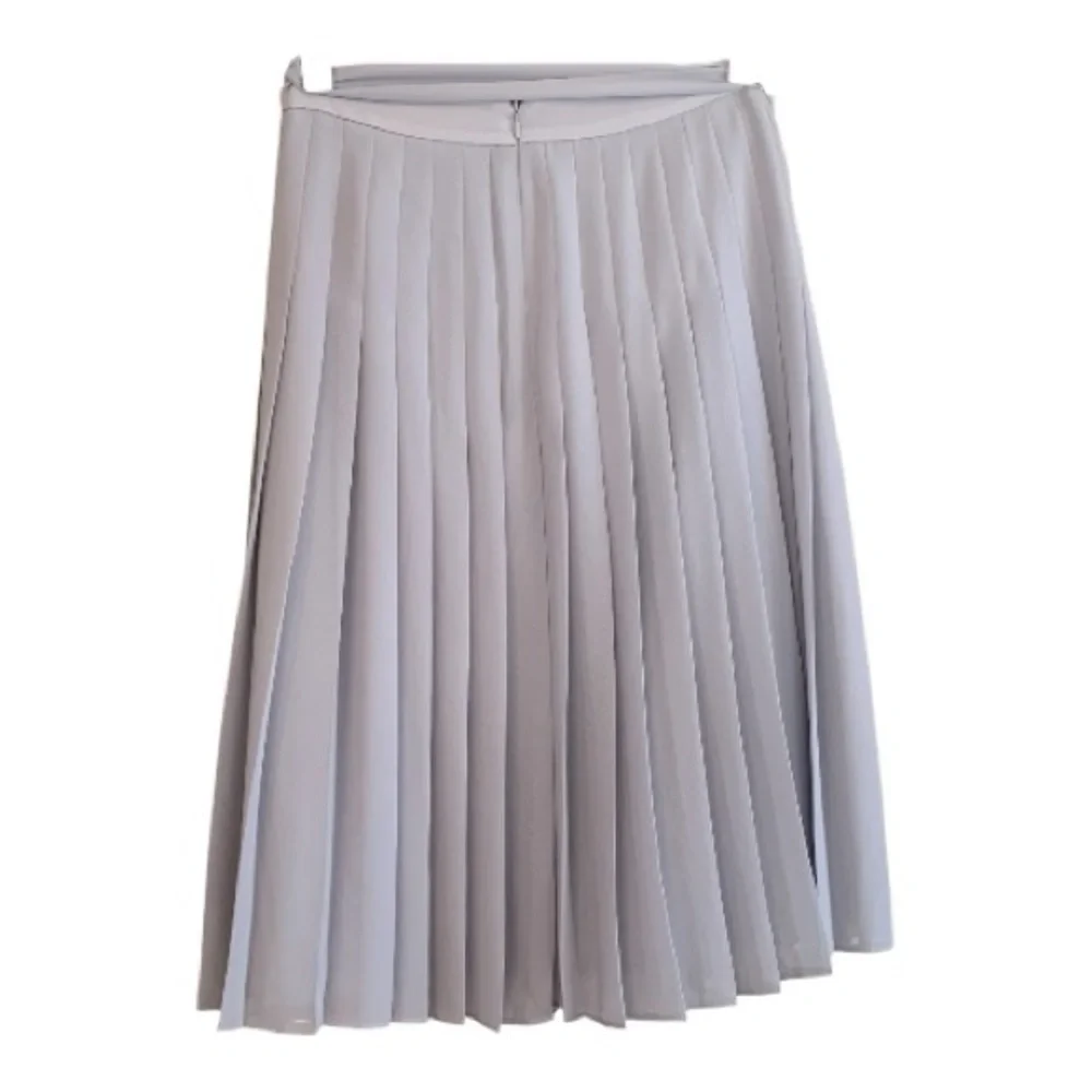 Ann Taylor Light Gray Chiffon Pleated A-Line Skirt Delicate Tie Waist Size 2 - Picture 2 of 9